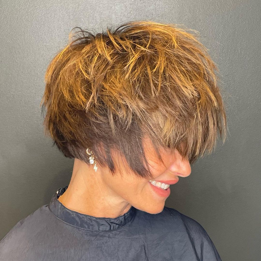 Choppy Feathered Pixie Bob